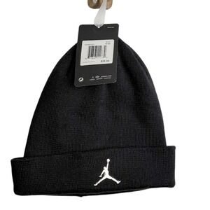 Jordan Kids Jumpman Metal Logo Cuffed Beanie OS Black Knit Winter Hat Outdoors